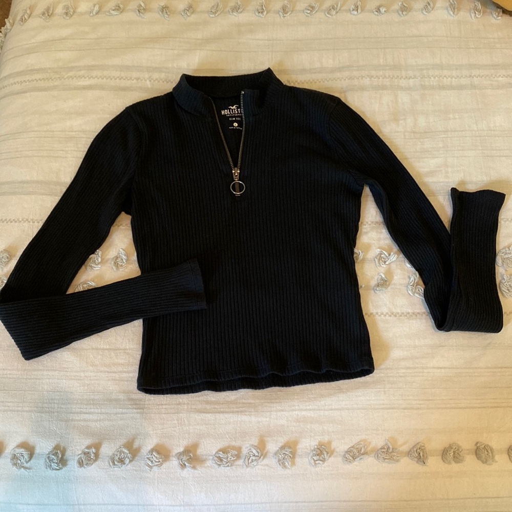 Hollister long sleeve top